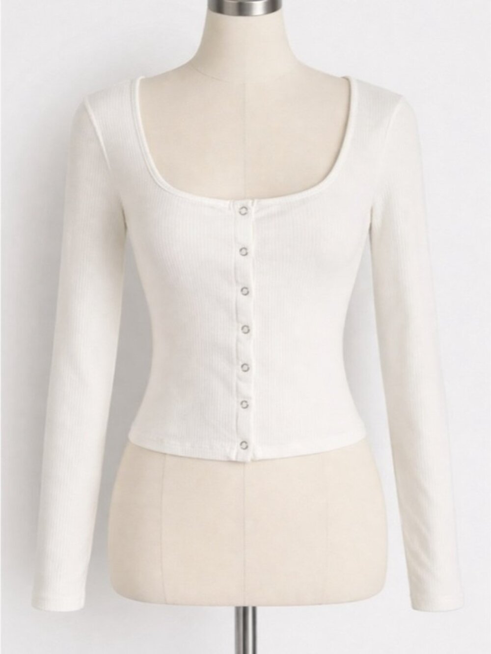 GUESS Long Sleeve Crop Top - Picture 2 of 8